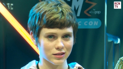 2019-10-25_-_MCM_Comic_Con_-_Red_Carpet_News_TV_Interview_mp45826.jpg
