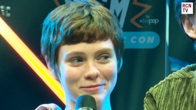 2019-10-25_-_MCM_Comic_Con_-_Red_Carpet_News_TV_Interview_mp45921.jpg