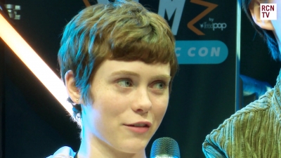 2019-10-25_-_MCM_Comic_Con_-_Red_Carpet_News_TV_Interview_mp46135.jpg