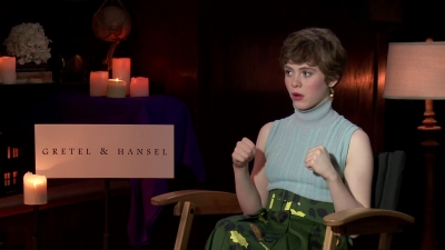 2020-01_-_Gretel_and_Hansel_-_CineMovie_Interview_mp40905.jpg