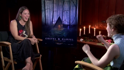 2020-01_-_Gretel_and_Hansel_-_ENTAffairTV_Interview_mp41086.jpg