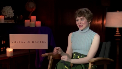 2020-01_-_Gretel_and_Hansel_-_ENTAffairTV_Interview_mp41105.jpg