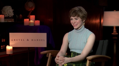 2020-01_-_Gretel_and_Hansel_-_The_Young_Folks_Interview_mp41638.jpg