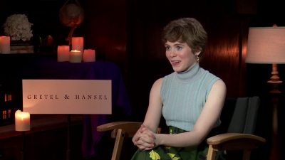 2020-01_-_Gretel_and_Hansel_-_The_Young_Folks_Interview_mp41671.jpg