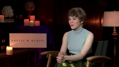 2020-01_-_Gretel_and_Hansel_-_The_Young_Folks_Interview_mp41686.jpg