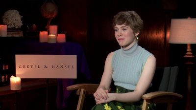 2020-01_-_Gretel_and_Hansel_-_The_Young_Folks_Interview_mp41693.jpg