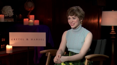 2020-01_-_Gretel_and_Hansel_-_The_Young_Folks_Interview_mp41697.jpg