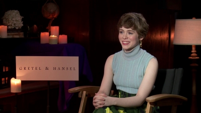 2020-01_-_Gretel_and_Hansel_-_The_Young_Folks_Interview_mp41753.jpg