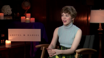 2020-01_-_Gretel_and_Hansel_-_The_Young_Folks_Interview_mp41769.jpg