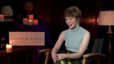 2020-01_-_Gretel_and_Hansel_-_The_Young_Folks_Interview_mp41771.jpg