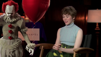 2020-01_-_Gretel_and_Hansel_-_The_Young_Folks_Interview_mp41818.jpg
