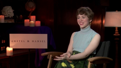 2020-01_-_Gretel_and_Hansel_-_The_Young_Folks_Interview_mp41912.jpg