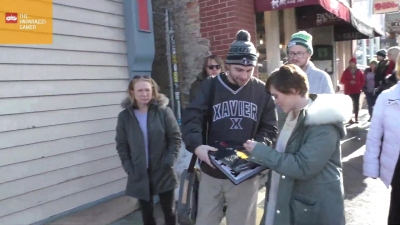 2020-01-27_-_2020_Sundance_Film_Festival_-_Celebrity_Sightings_in_Salt_Lake_City_mp46029.jpg