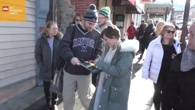 2020-01-27_-_2020_Sundance_Film_Festival_-_Celebrity_Sightings_in_Salt_Lake_City_mp46030.jpg