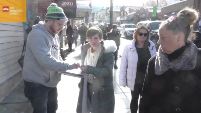 2020-01-27_-_2020_Sundance_Film_Festival_-_Celebrity_Sightings_in_Salt_Lake_City_mp46045.jpg
