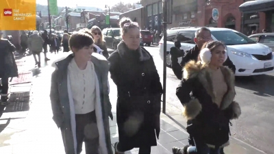 2020-01-27_-_2020_Sundance_Film_Festival_-_Celebrity_Sightings_in_Salt_Lake_City_mp46078.jpg