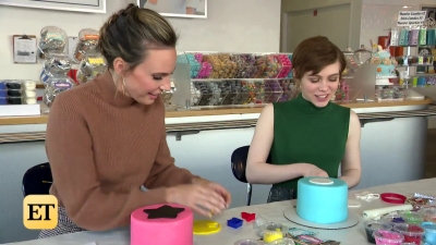2020-01-30_-_ET_Online_Interview_mp40347.jpg