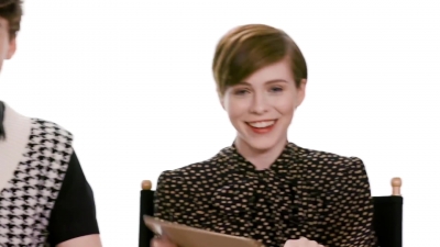 2020-03-07_-_Netflix_-_Wyatt_Oleff_and_Sophia_Lillis_BFF_Test_mp40506.jpg