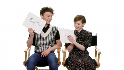 2020-03-07_-_Netflix_-_Wyatt_Oleff_and_Sophia_Lillis_BFF_Test_mp40508.jpg