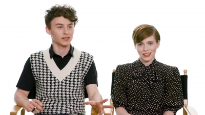 2020-03-07_-_Netflix_-_Wyatt_Oleff_and_Sophia_Lillis_BFF_Test_mp40531.jpg