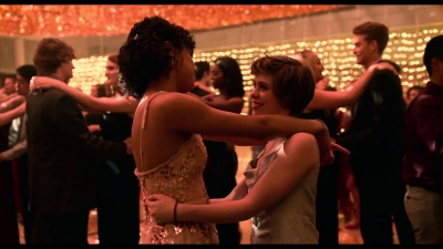 2020-03-16_-_The_I_Am_Not_Okay_With_This_Cast_Break_Down_THAT_Mind_Blowing_Scene_mp40041.jpg