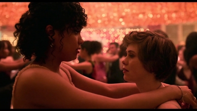 2020-03-16_-_The_I_Am_Not_Okay_With_This_Cast_Break_Down_THAT_Mind_Blowing_Scene_mp40057.jpg