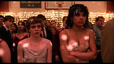 2020-03-16_-_The_I_Am_Not_Okay_With_This_Cast_Break_Down_THAT_Mind_Blowing_Scene_mp40157.jpg