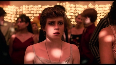 2020-03-16_-_The_I_Am_Not_Okay_With_This_Cast_Break_Down_THAT_Mind_Blowing_Scene_mp40185.jpg