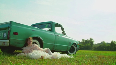 2020-11-10_-_Sophia_Lillis_x_LOfficiel_Fashion_Book_-_Australia_mp42222.jpg