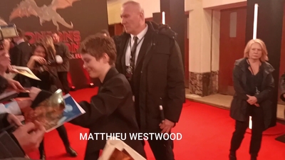 2023-03-22_-_D_and_D_Paris_Premiere_1_mp40512.jpg