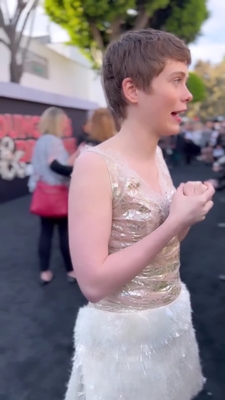 2023-03-26_-_D_and_D_LA_Premiere_1_mp40030.jpg