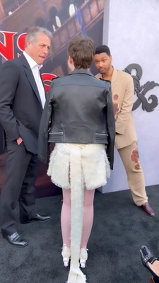 2023-03-26_-_D_and_D_LA_Premiere_4_mp40111.jpg