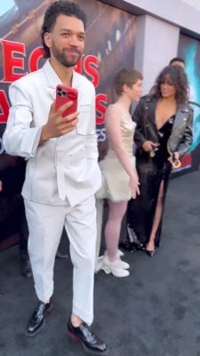 2023-03-26_-_D_and_D_LA_Premiere_5_mp40126.jpg