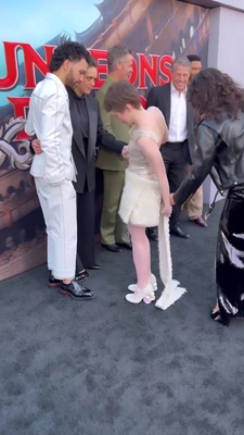 2023-03-26_-_D_and_D_LA_Premiere_5_mp40145.jpg