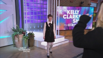 2023-03-30_-_The_Kelly_Clarkson_Show_mkv1121.jpg