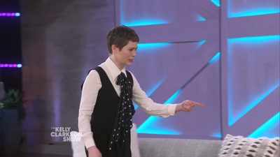 2023-03-30_-_The_Kelly_Clarkson_Show_mkv1130.jpg