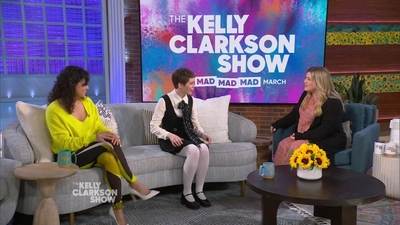 2023-03-30_-_The_Kelly_Clarkson_Show_mkv1136.jpg