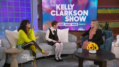 2023-03-30_-_The_Kelly_Clarkson_Show_mkv1137.jpg