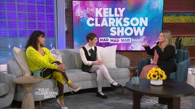 2023-03-30_-_The_Kelly_Clarkson_Show_mkv1146.jpg
