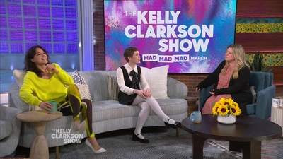 2023-03-30_-_The_Kelly_Clarkson_Show_mkv1204.jpg