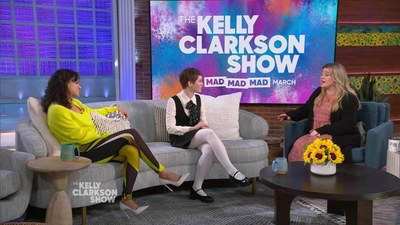 2023-03-30_-_The_Kelly_Clarkson_Show_mkv1261.jpg