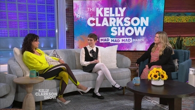 2023-03-30_-_The_Kelly_Clarkson_Show_mkv1321.jpg