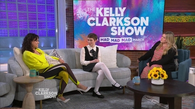2023-03-30_-_The_Kelly_Clarkson_Show_mkv1323.jpg