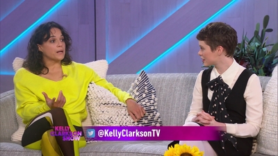 2023-03-30_-_The_Kelly_Clarkson_Show_mkv1330.jpg
