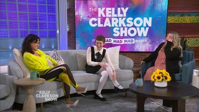 2023-03-30_-_The_Kelly_Clarkson_Show_mkv1369.jpg