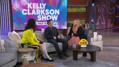 2023-03-30_-_The_Kelly_Clarkson_Show_mkv1477.jpg