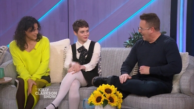 2023-03-30_-_The_Kelly_Clarkson_Show_mkv1480.jpg