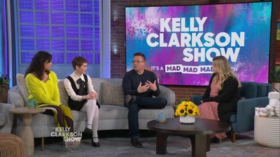 2023-03-30_-_The_Kelly_Clarkson_Show_mkv1531.jpg