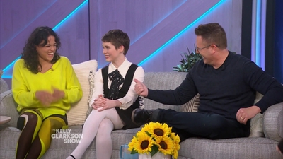 2023-03-30_-_The_Kelly_Clarkson_Show_mkv1599.jpg