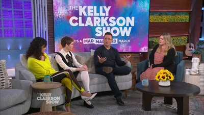 2023-03-30_-_The_Kelly_Clarkson_Show_mkv1629.jpg